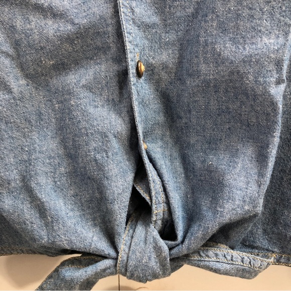 LIZ WEAR Self Tie Button Shirt - Picture 3 of 8